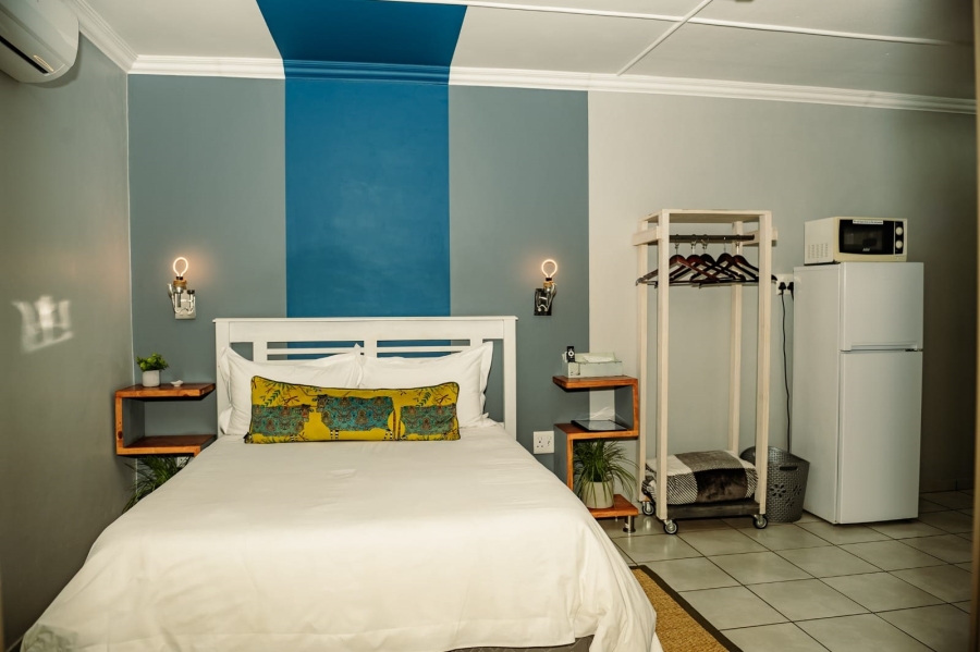 6 Bedroom Property for Sale in Kuruman Northern Cape